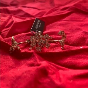 Henri Bendel Petal Cluster Ring